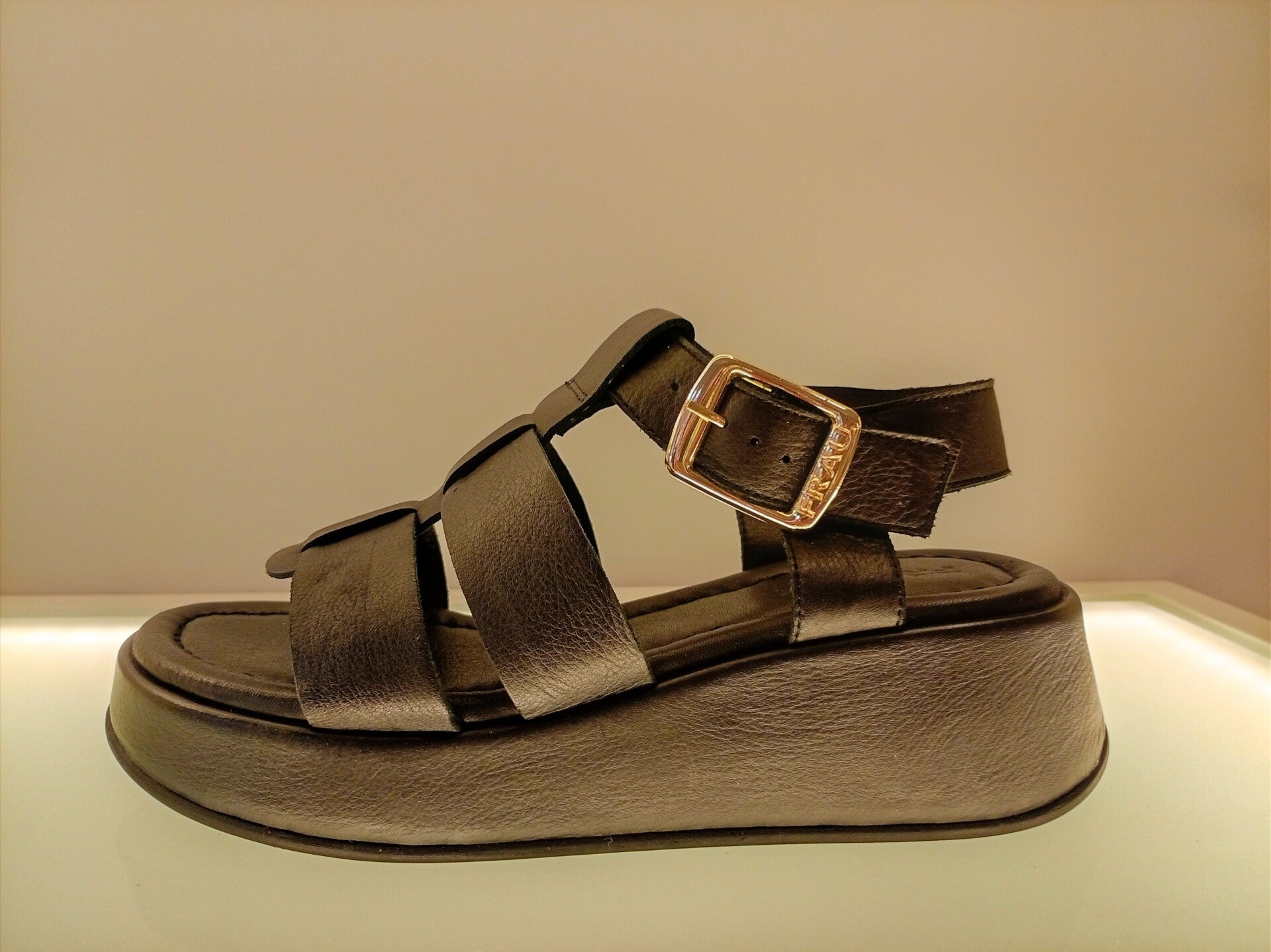 Sandalo Frau Zeppa Gabbia black