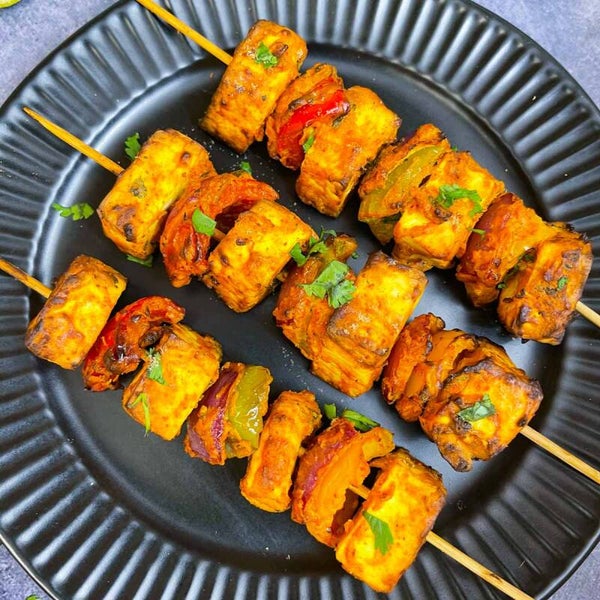 25.TANDOORI PANEER TIKKA