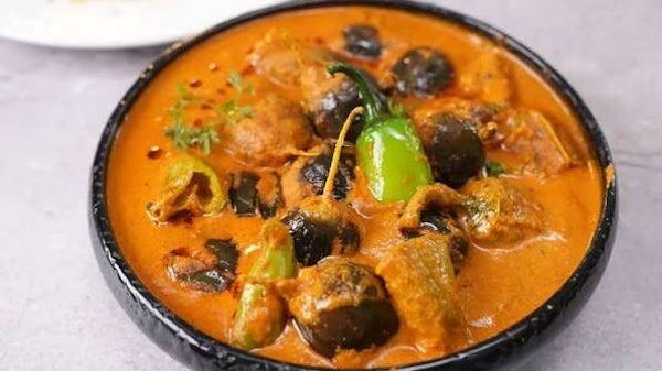 60.BAINGAN MIRCH MASALA