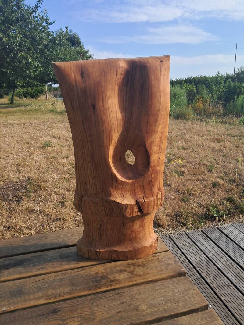N° 16, H 75 cm, l 35 ep 14 cm,12.7 kg, 2024.