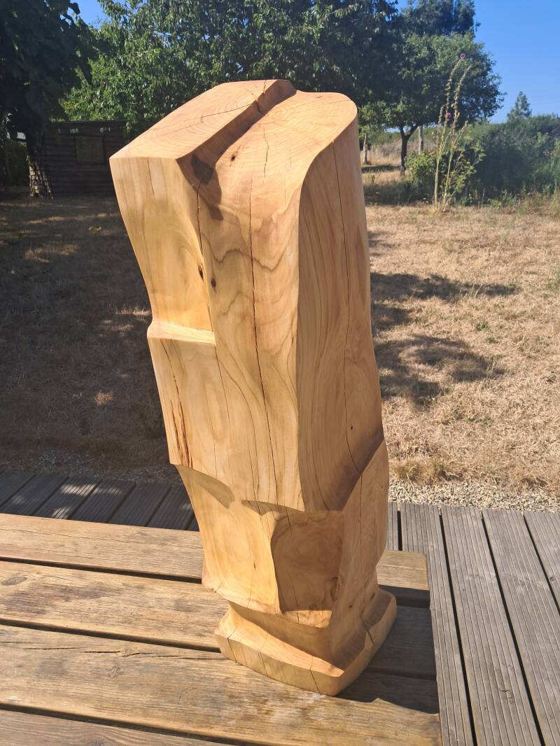 N° 35, H 84 cm, I 25 cm, 22 kg, 2026.