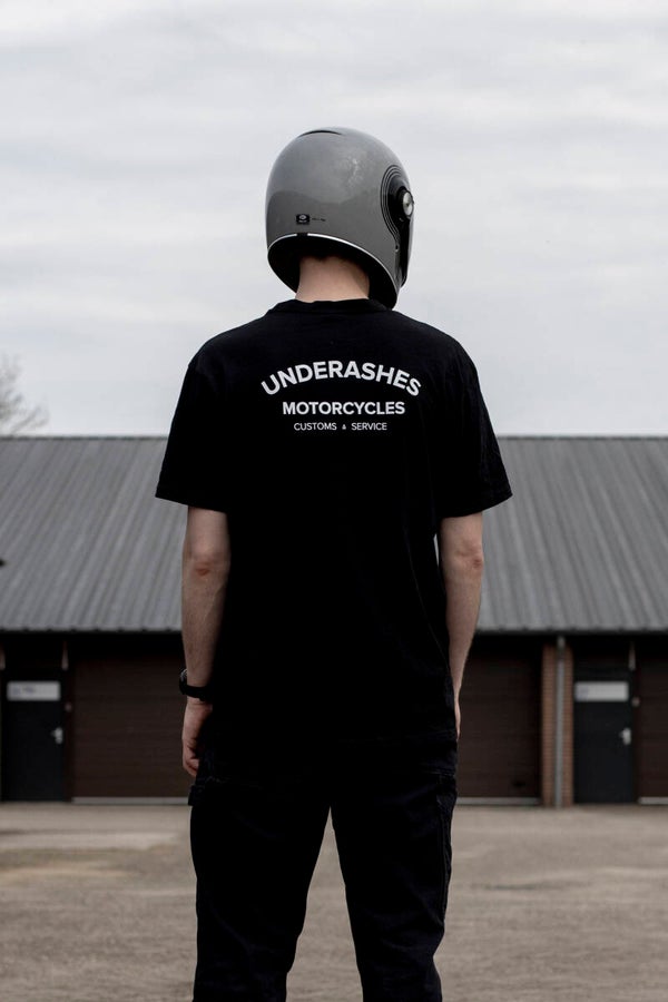 Underashes T-Shirt Black & White