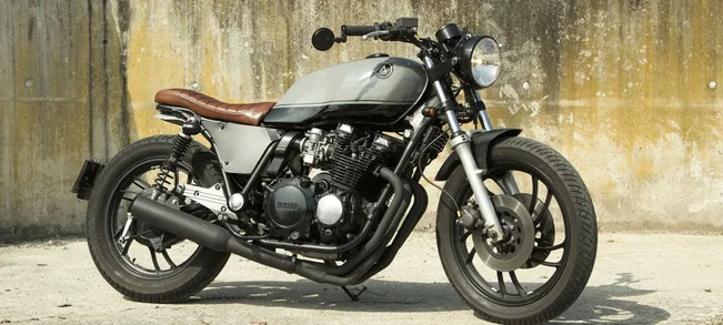underashes_moto_yamaha_xj650_b7f834d620-standard-jjncna.webp