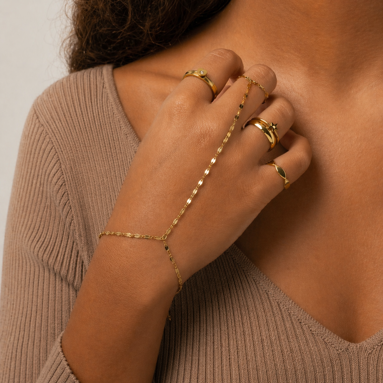 Lip Hand Chain  18K Gold PVD Stainless Steel