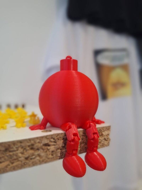 Boule de noël avec jambe