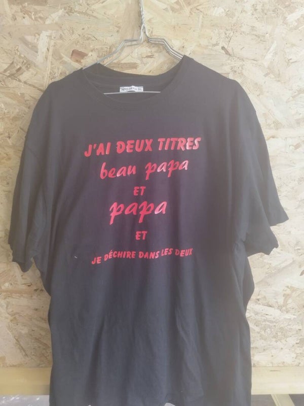 tee-shirt - deux titres