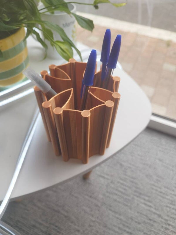 Pot a crayon occitanie