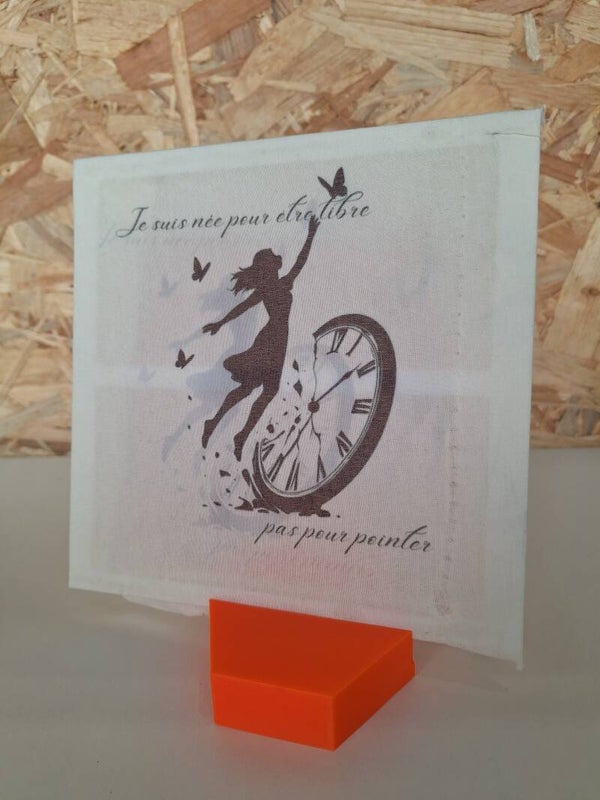 Motif "Je suis née pour être libre pas pour pointer"