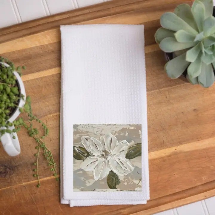 Magnolia Hand Towel