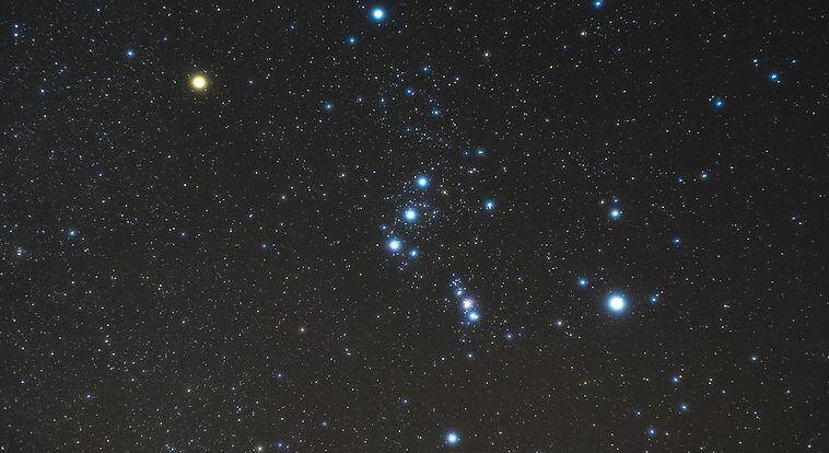 Find out how a future Betelgeuse supernova could appear from Earth and why it may become one of the brightest objects in the sky.