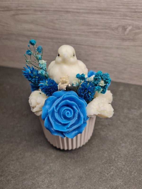 Blumengesteck blau/weiß