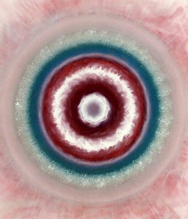 085