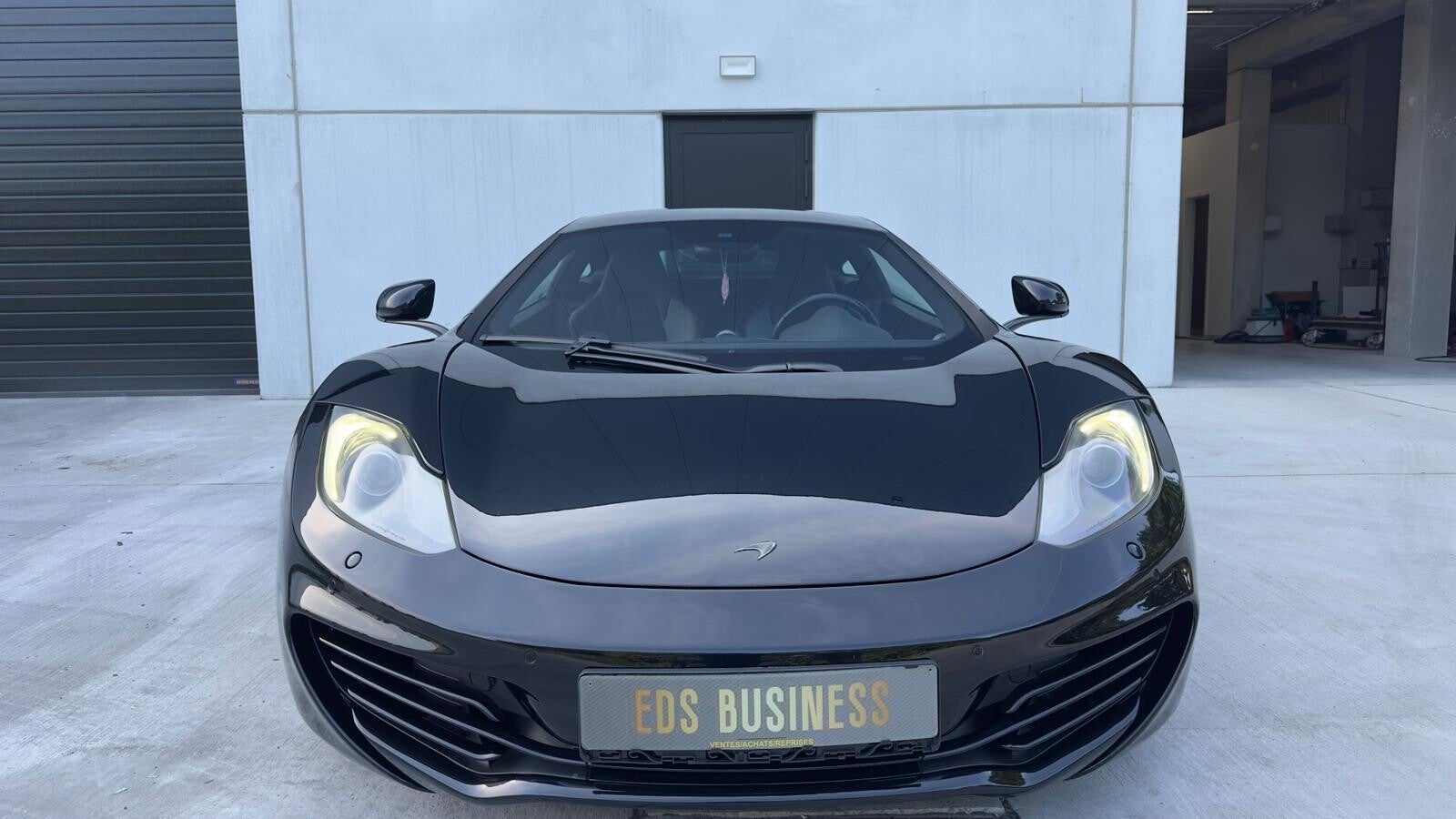 McLaren MP4-12C