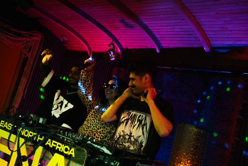 dsc03702-standard-aklybd.jpg