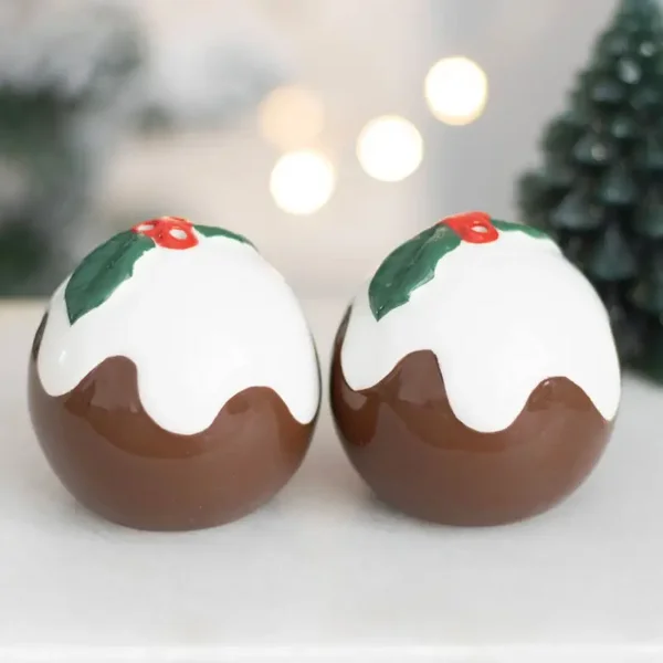 Salière et poivrière en forme de Pudding de Noel