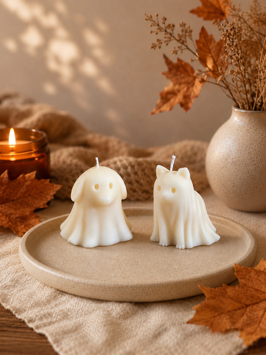 Duo de bougies moulées « Chien et chat fantôme »