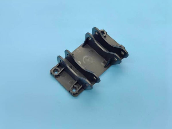 30 DNB 5B 2.0 Support d'aileron central (1 pièce)  ref B1005