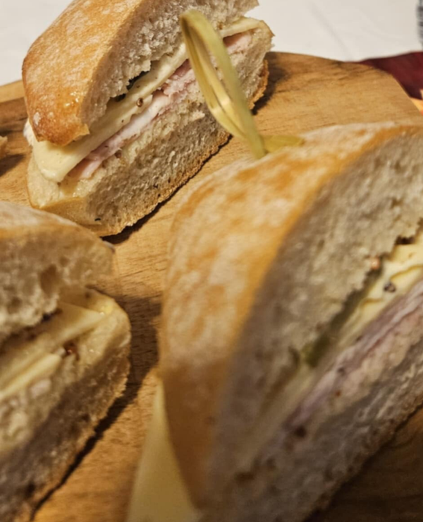 1 Pavé individuel  jambon/emmental