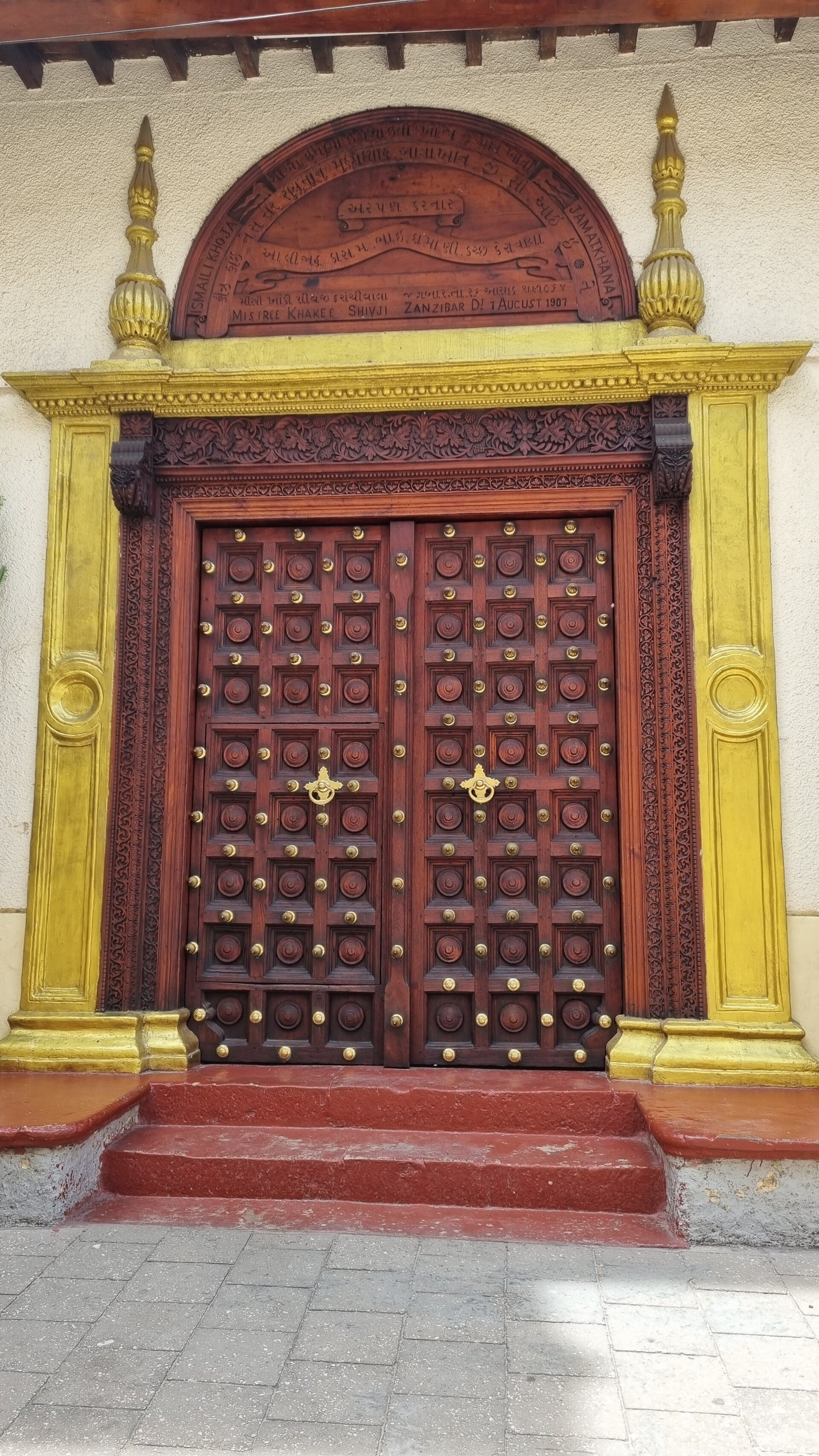 porte typique de zanzibar
