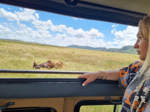 "Photo souvenir safari - Memories inoubliables Tanzanie Certificat satisfaction client - Qualité service Narilaem Safari"