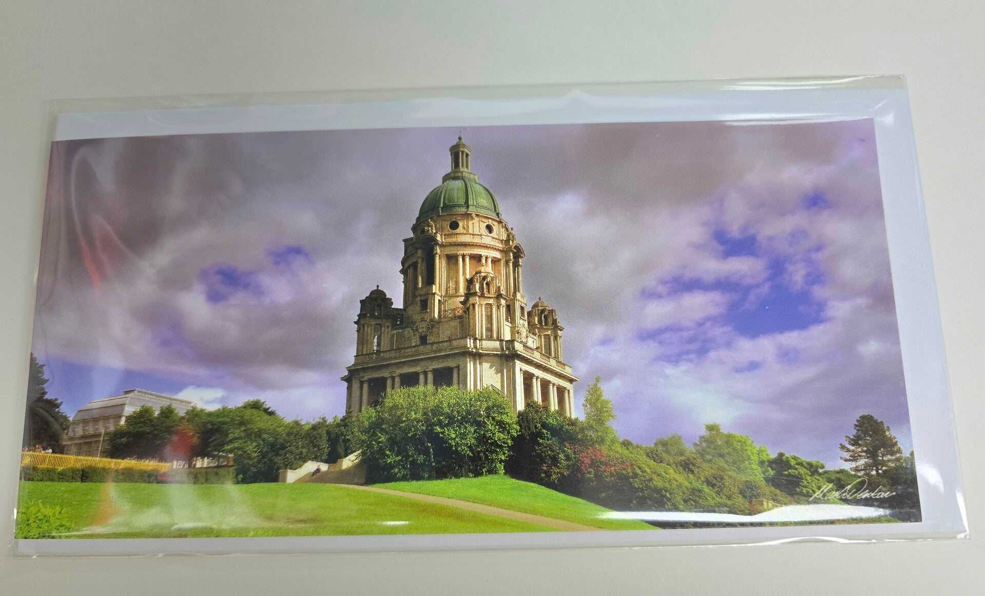 Summer  at the Ashton Memorial
