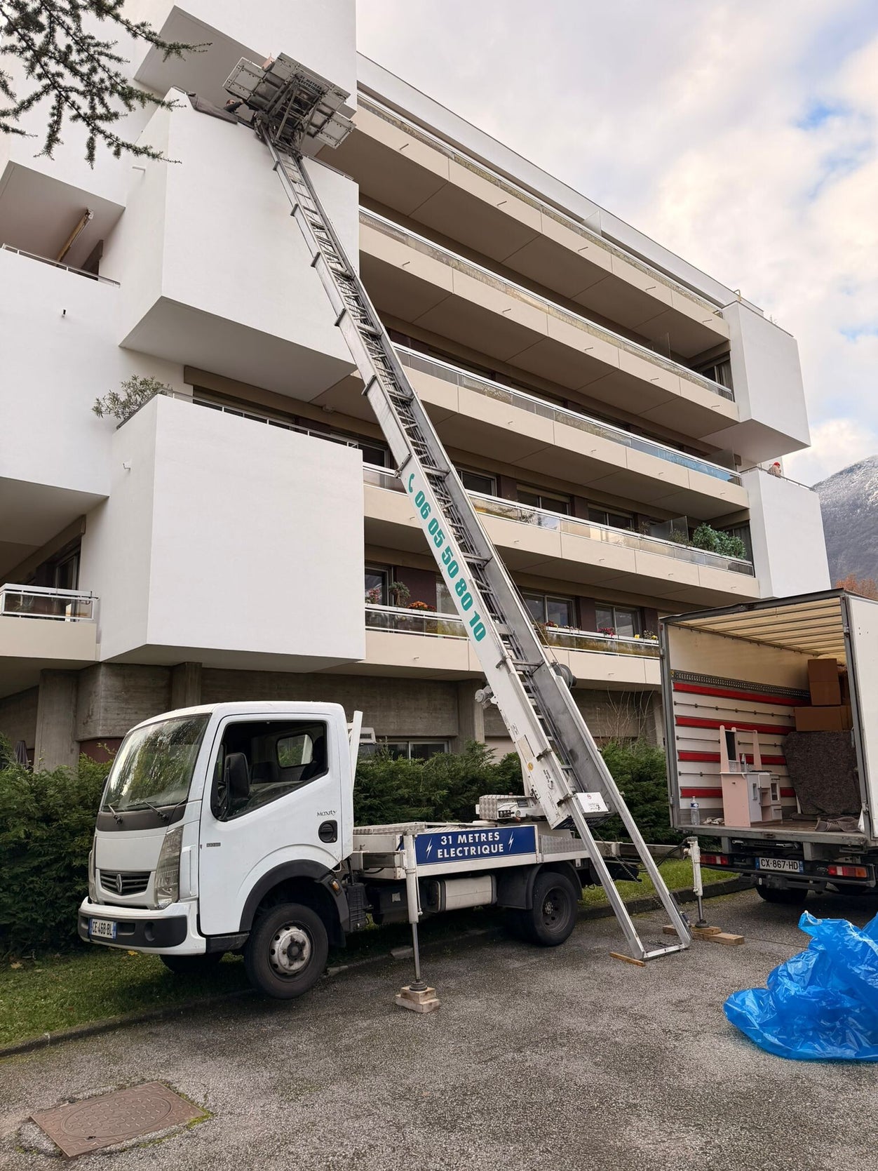 Location de monte meuble dans la Drôme 26 - intervention rapide avec monte charge 31 mètres
