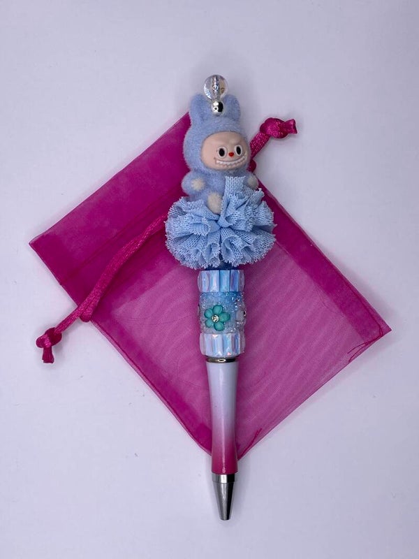 Pen met Labubu