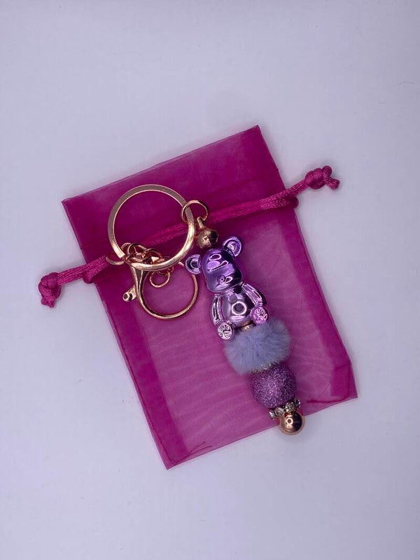 Sleutelhanger rosekleurig met metallic beer lila kleurverloop