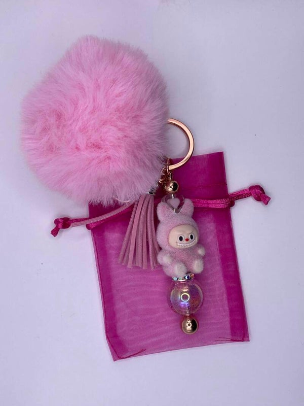 Sleutelhanger rosegoudkleurig met roze Labubu