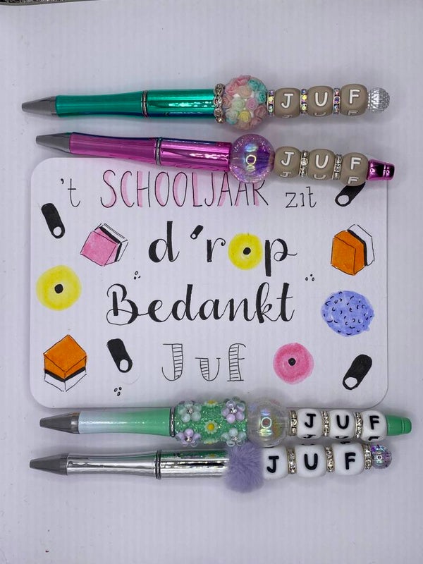 Kaart schooljaar zit d’rop met bijpassende pen alleen nog MEESTER