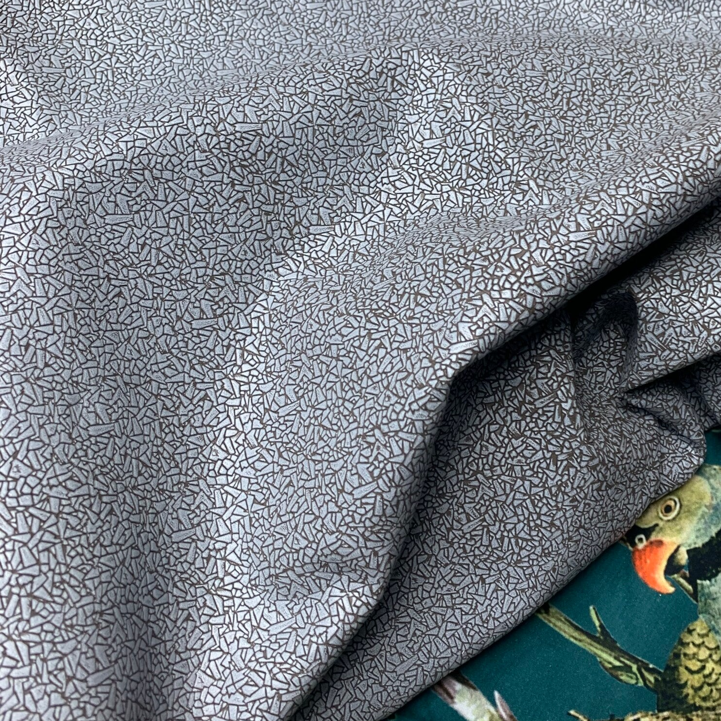 - Grijze wirwar: 110x55-70