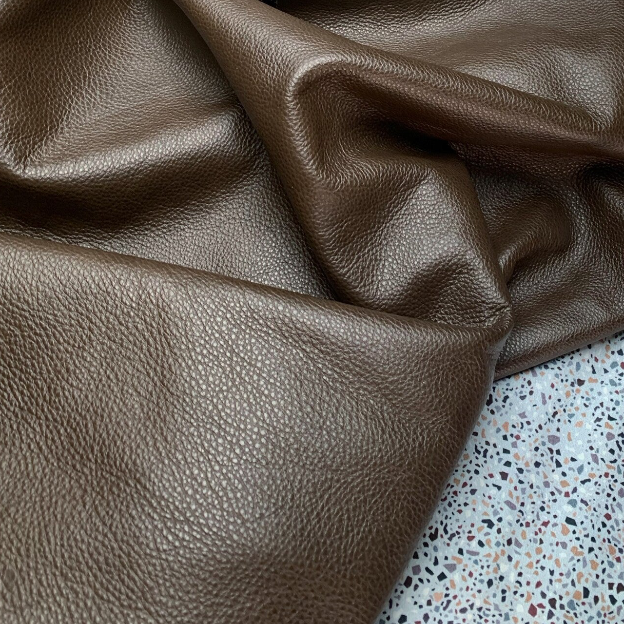 Chocoladebruin 3: 50-80x50-70
