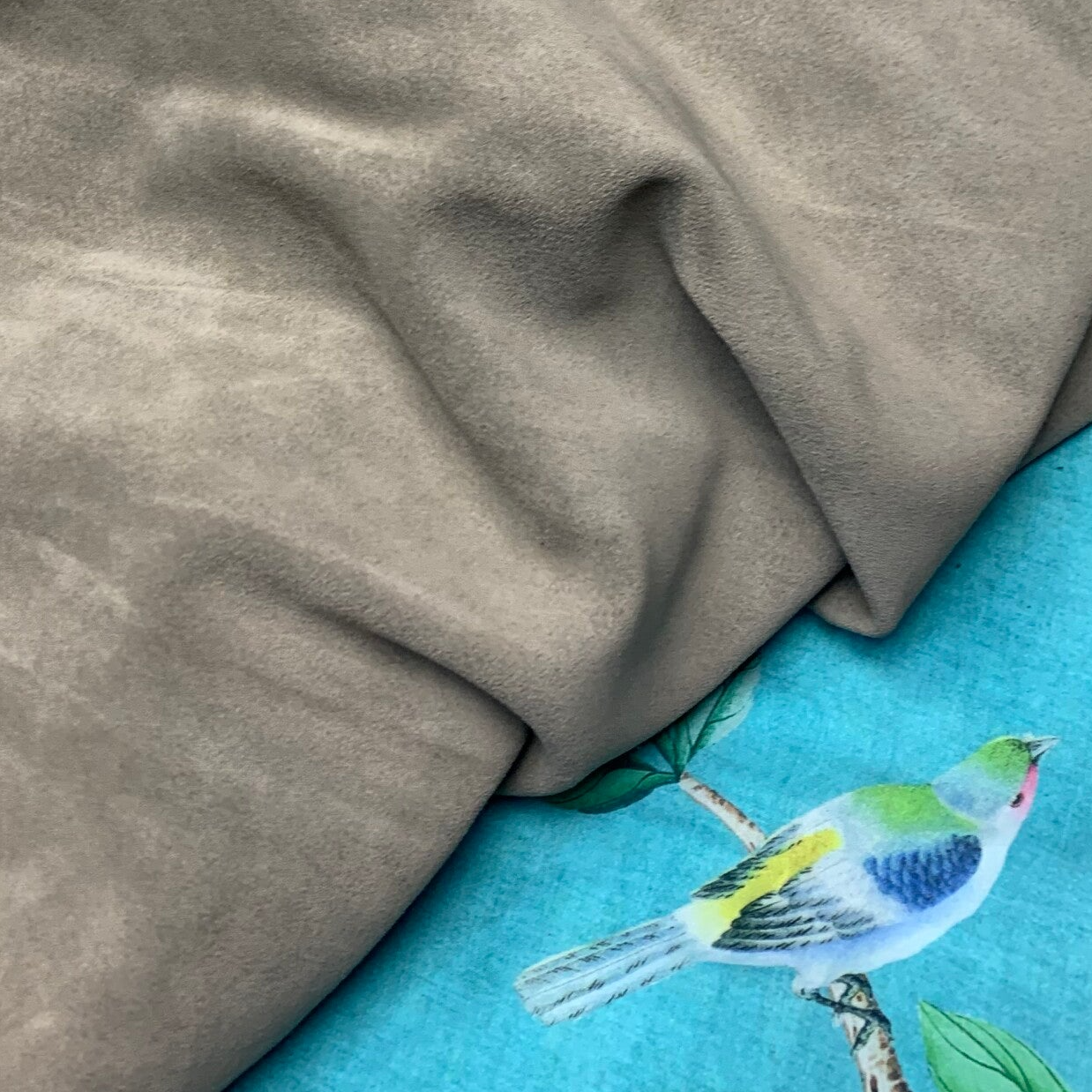 Suede licht taupe 3: 90x45-50