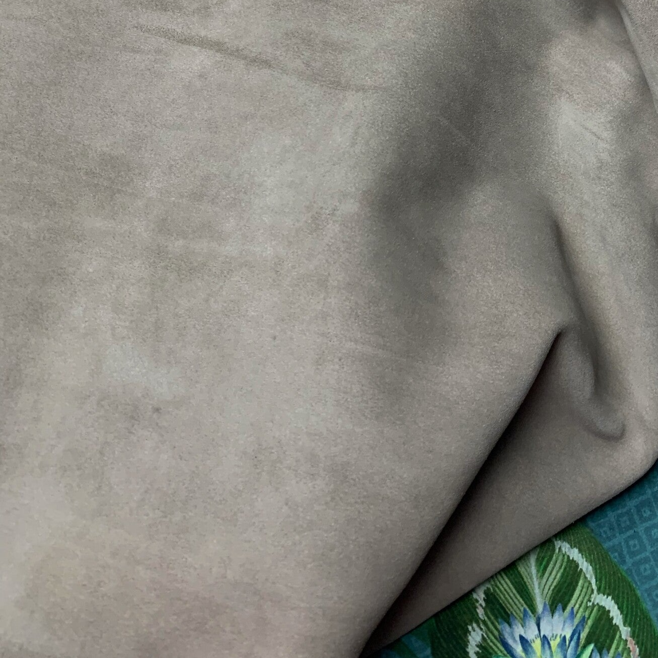 Suede taupe 3: 90-100x50