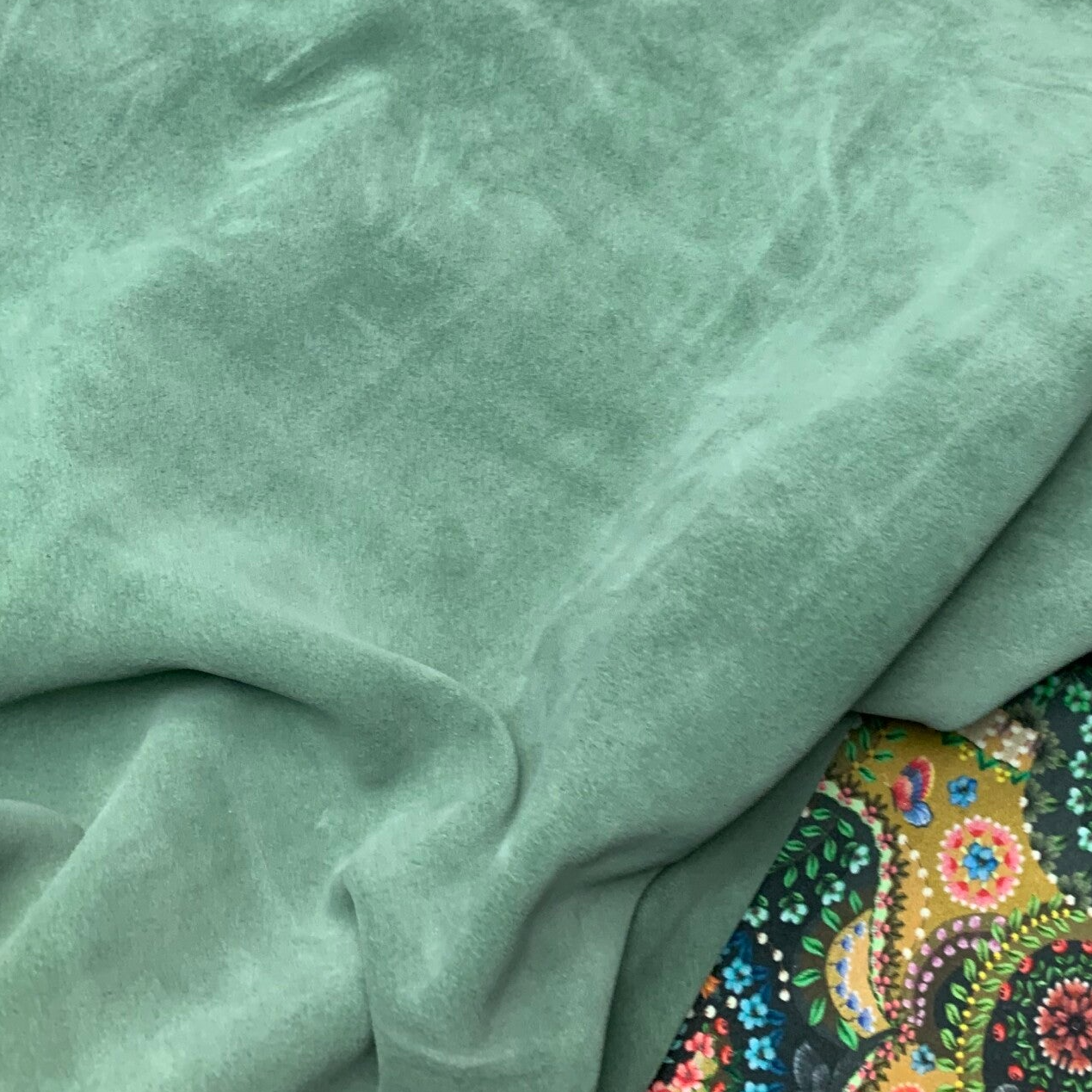 - Suede groen 6: 90x35-50