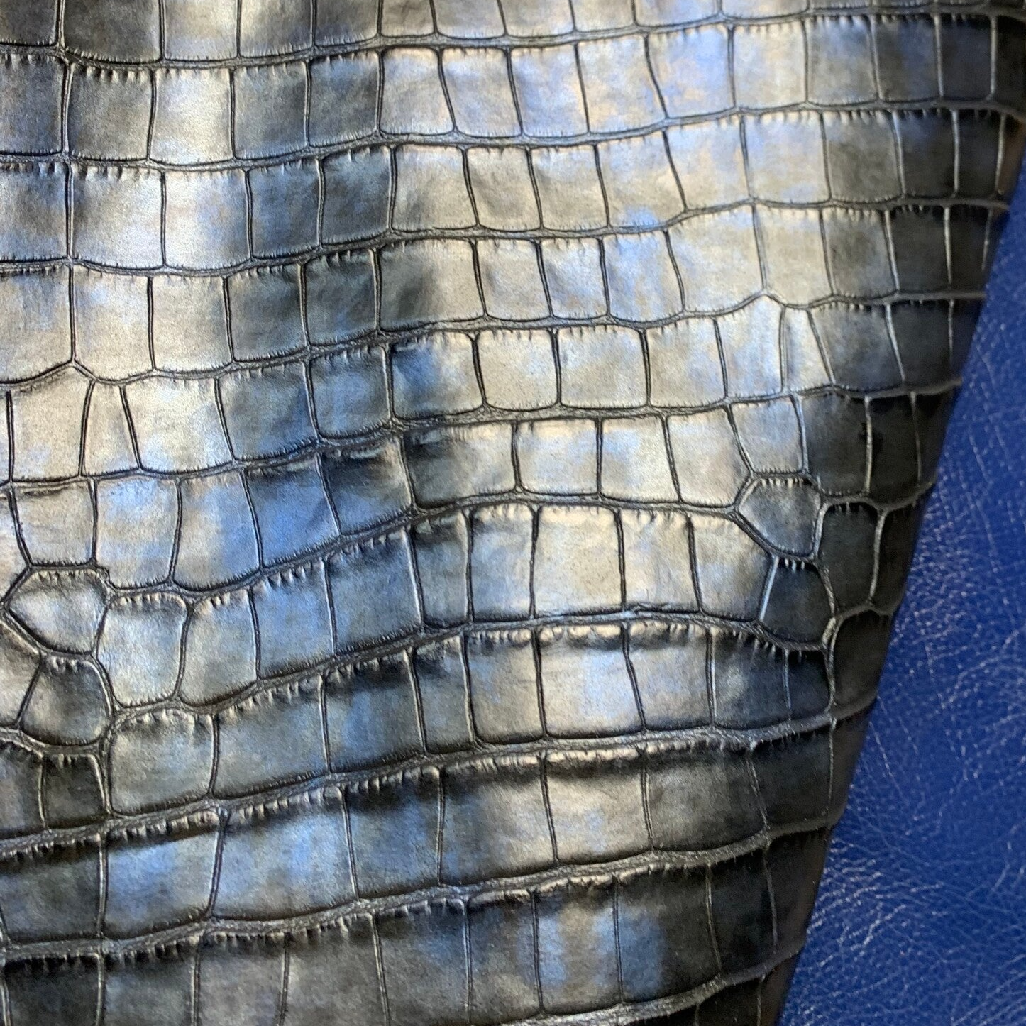 - Zwart blauwe croc 2: 95-110x50