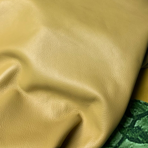 Licht mosterdgeel: 105x80-100