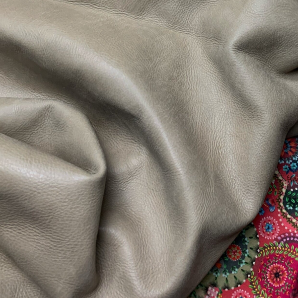 Stevig beige 1: 90x55-60