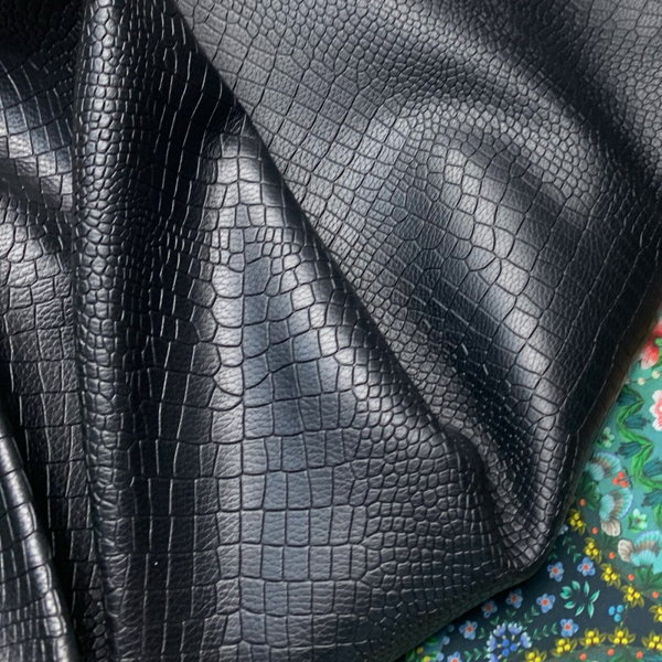 2x -Zwart bewerkt reptiel 8: 90-110x75-90