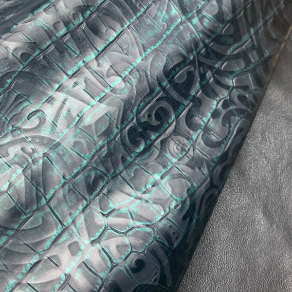 *Zwart met groene croc: 120x80-110