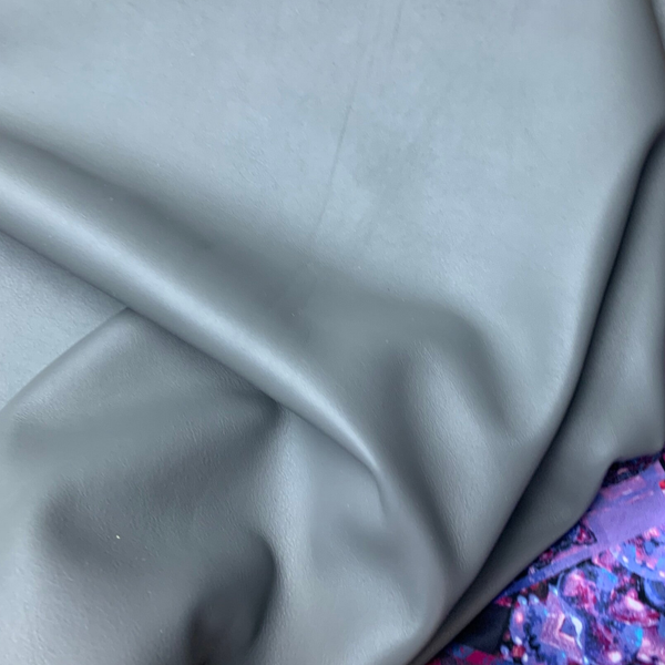 x Muisgrijs 2: 110x50-85