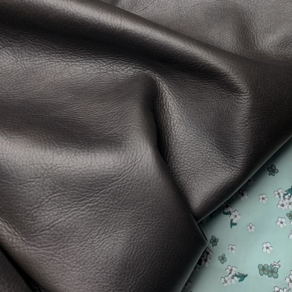 Intens donkerbruin 3: 60-70x65
