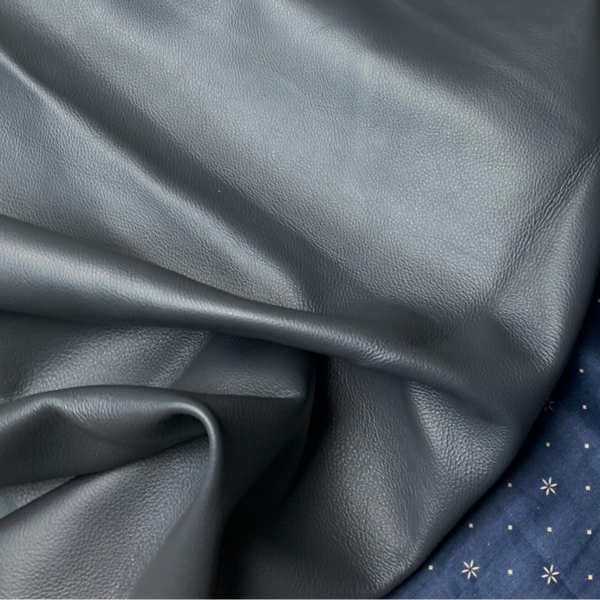 Blauwgrijs 2: 100x50-85