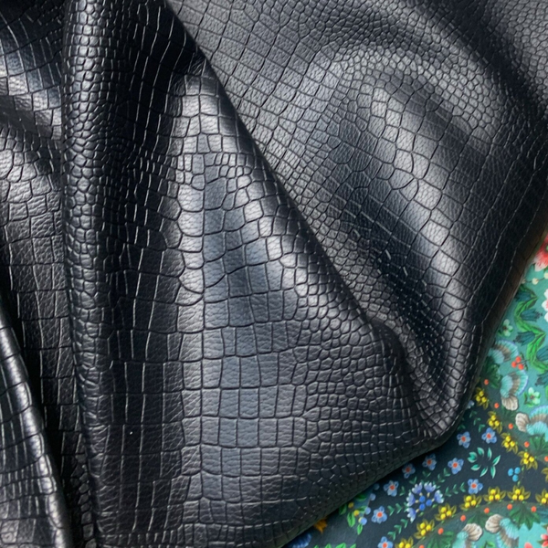 2x -Zwart bewerkt reptiel 2: 100x65-70