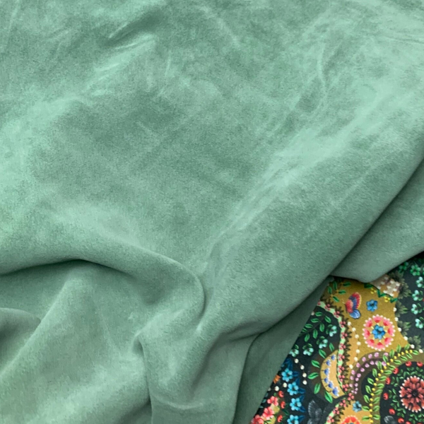 - Suede groen 4: 75x50