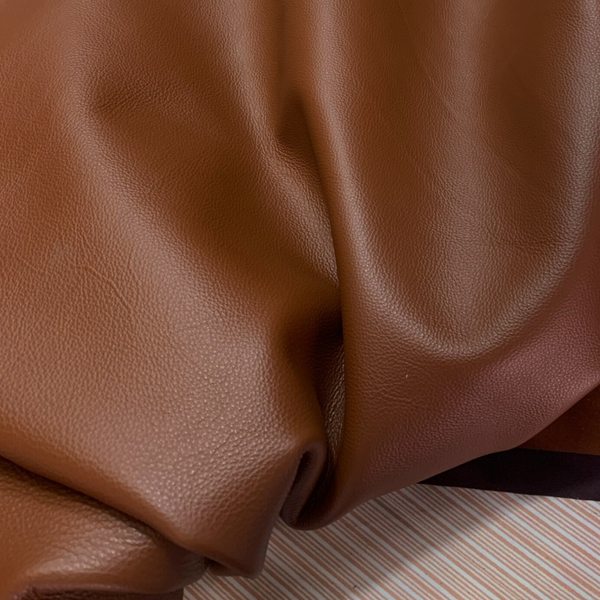 Warm cognac 3: 105x70-75