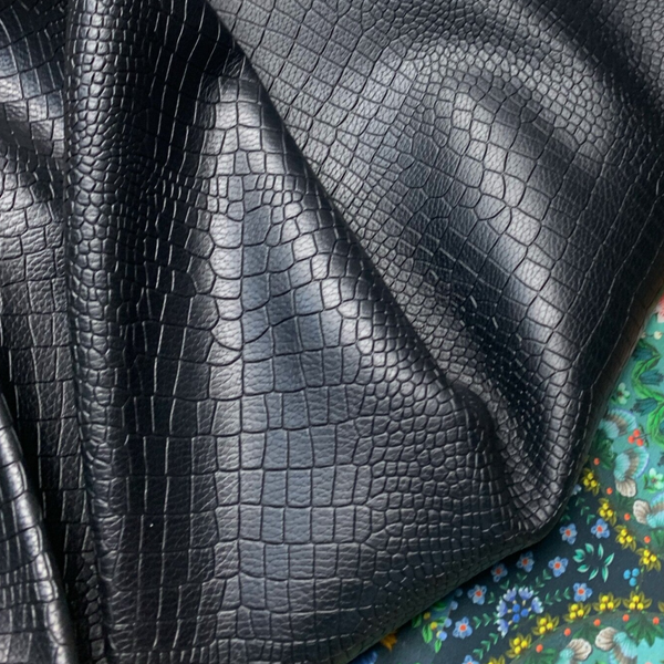 2x -Zwart bewerkt reptiel 4: 70x50