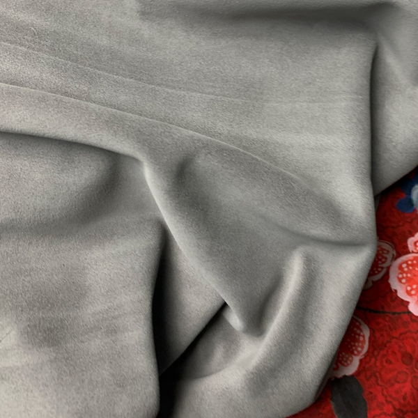 - Suede grijs: 80-95x80