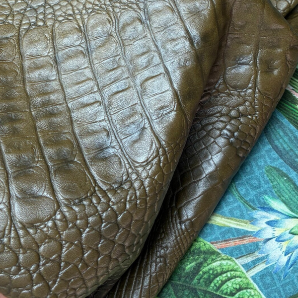 Olijfgroene croc 5: 90-120x35-60