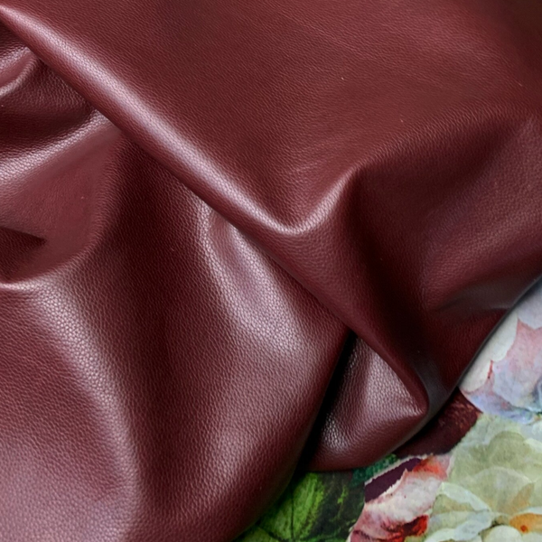 x Warm bordeauxrood: 85-105x65-80